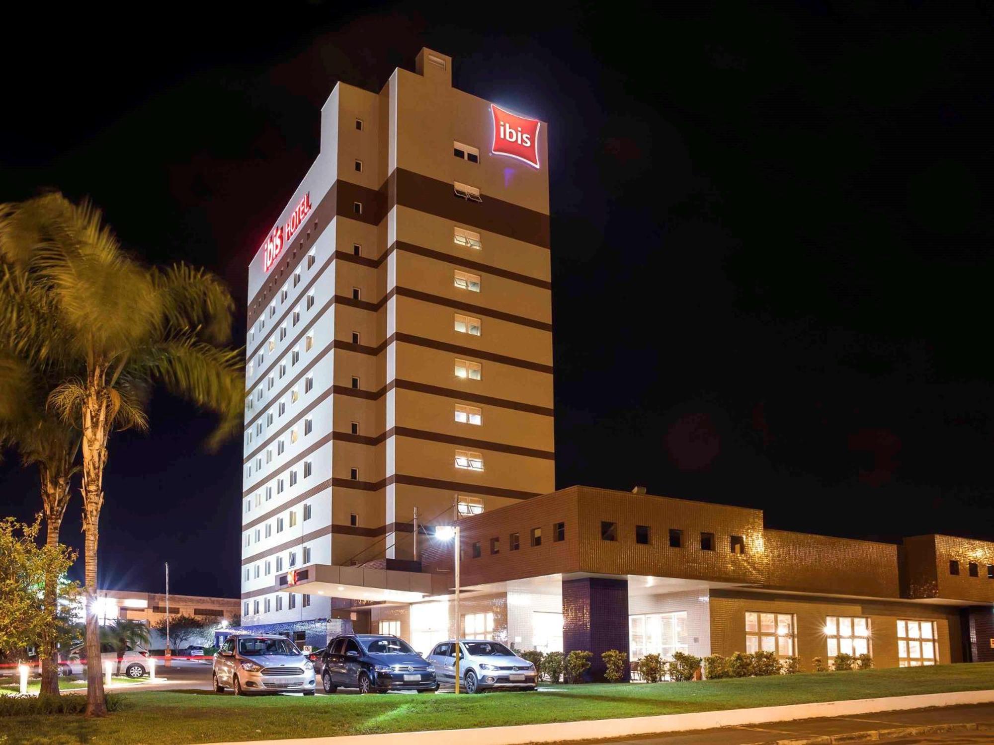 ibis Araçatuba Hotel Exterior foto